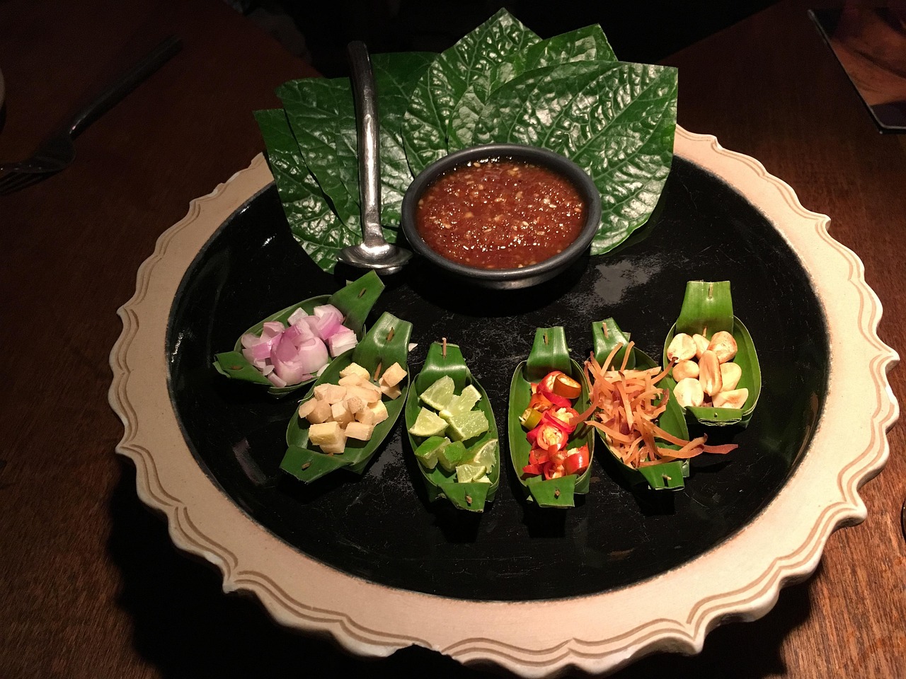探索绝味食品，舌尖上的极致享受
